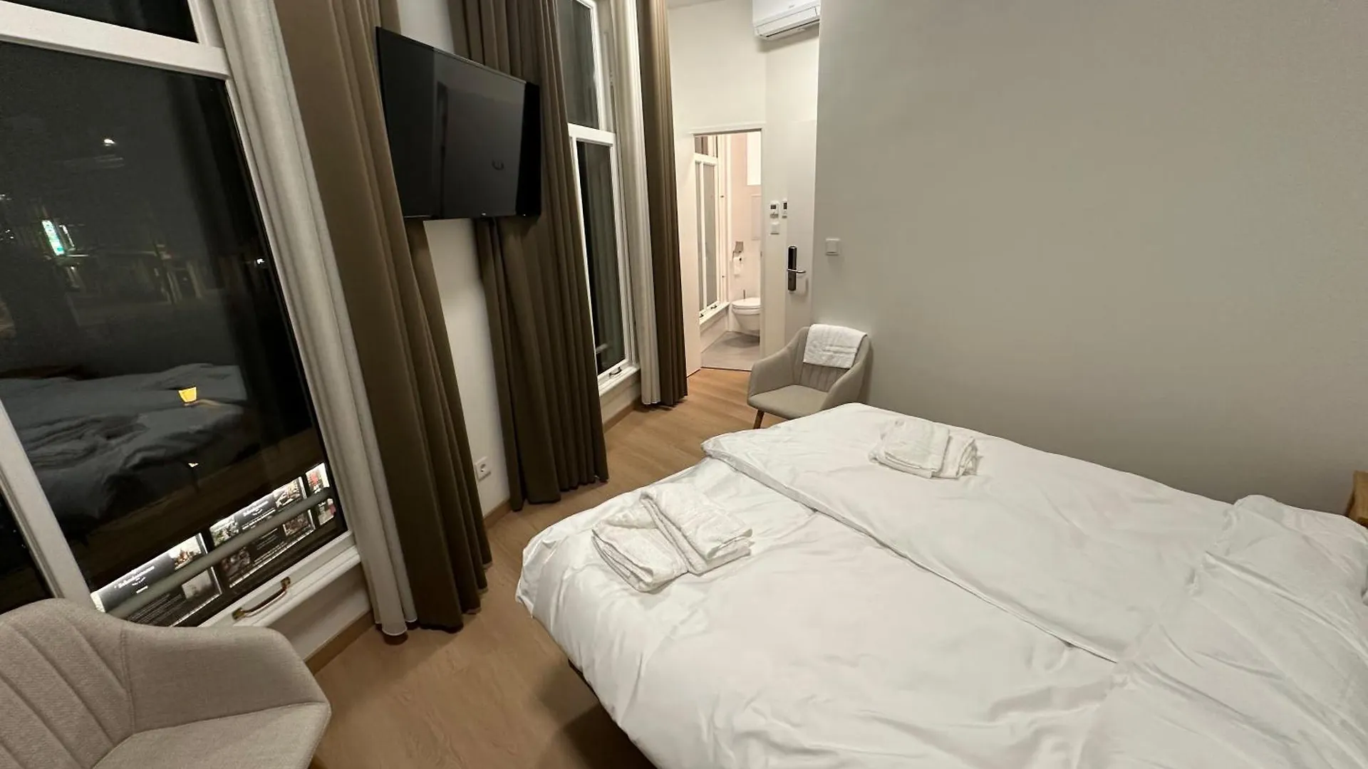 Voyagers Amsterdam Hotel
