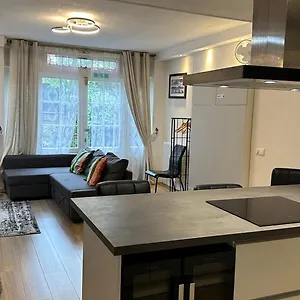 With Sauna , Amsterdam Pays-Bas